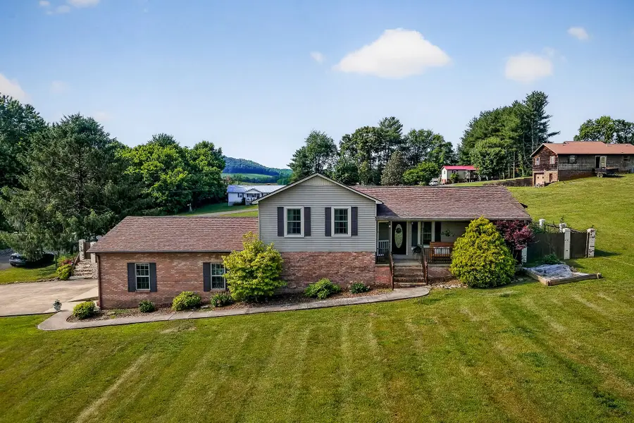 317 Findlay Subdivision Rd, Sparta, TN 38583 - #2