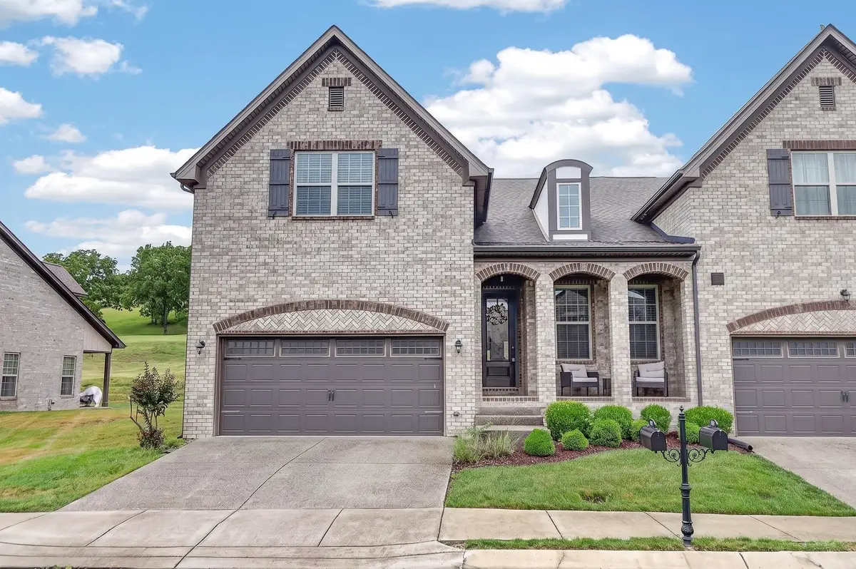 179 Village Cir, Lebanon, TN 37087 - #1
