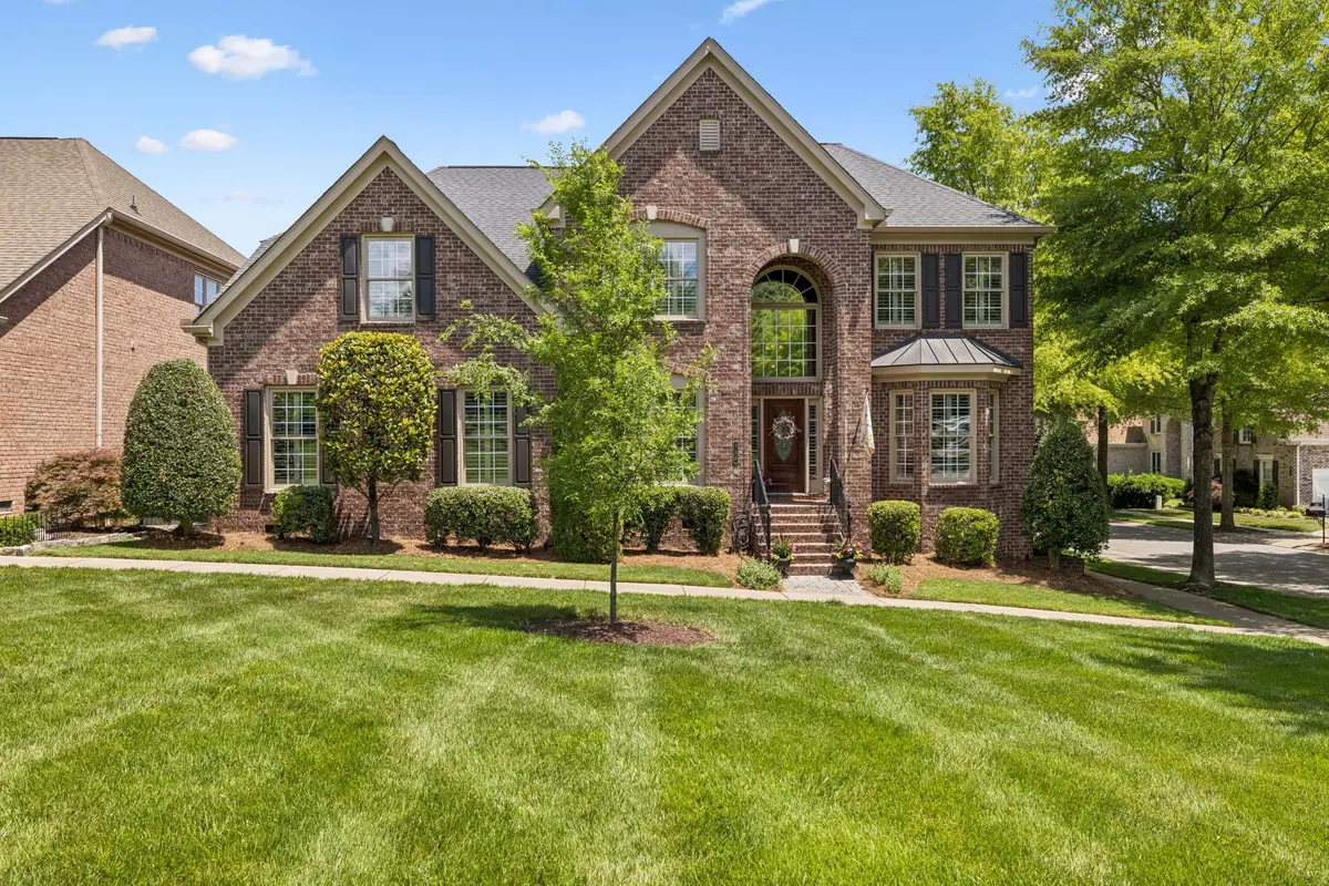 110 Cornerstone Cir, Franklin, TN 37064 - #1