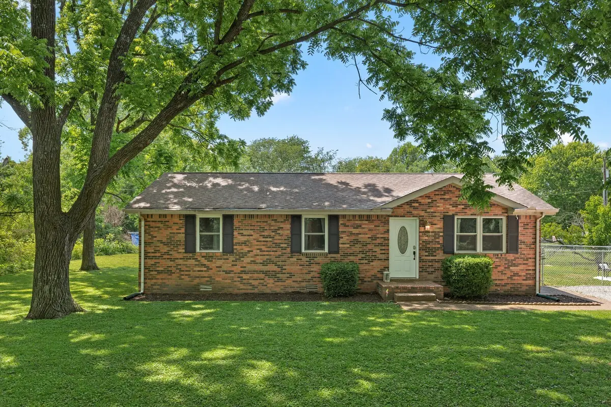 1223 Main St, Pleasant View, TN 37146 - #1