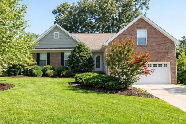 283 Shadyside Ln, Clarksville, TN 37043