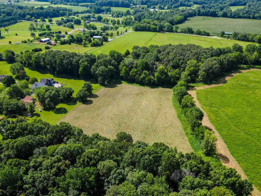 3881 Windland Dr, Springfield, TN 37172 - #2