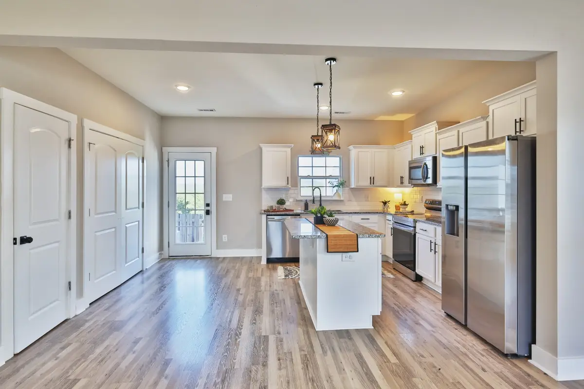 140 Dry Creek Commons Dr, Goodlettsville, TN 37072 - #1