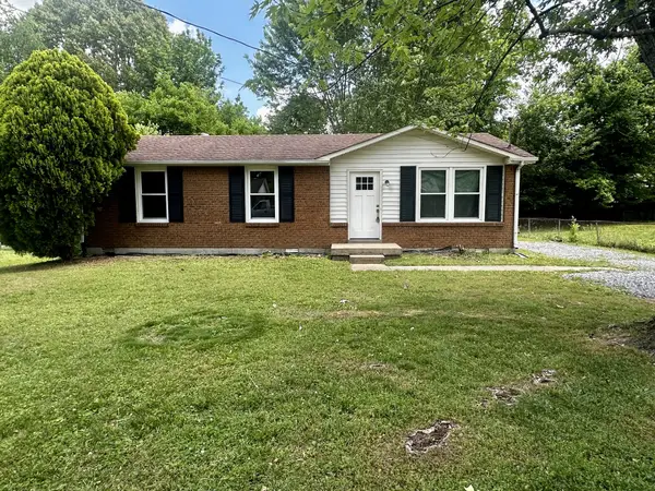 411 Julie Dr, Clarksville, TN 37042