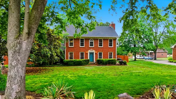 105 S Chestnut, Hendersonville, TN 37075