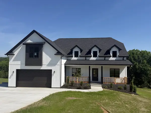 16 Paradise Hills Lane, Lebanon, TN 37090