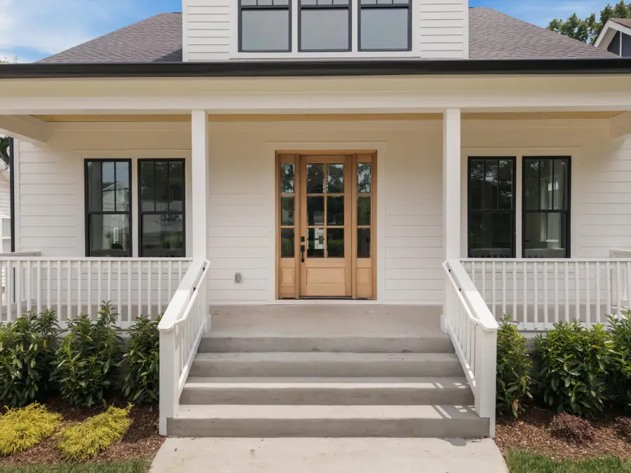 1015 Stockell St, Nashville, TN 37207 - #2