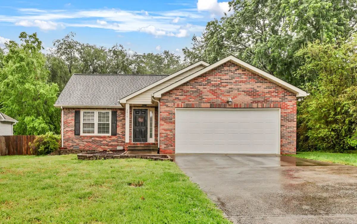 2819 Fenton Ct, Clarksville, TN 37040 - #1