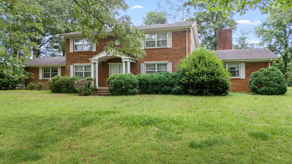 205 Arnold Avenue, Tullahoma, TN 37388 - #1