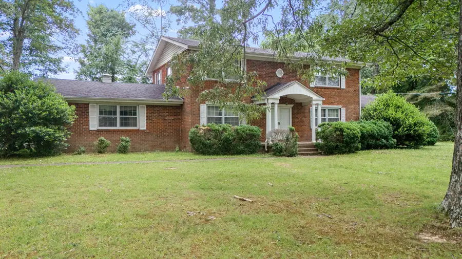 205 Arnold Avenue, Tullahoma, TN 37388 - #2