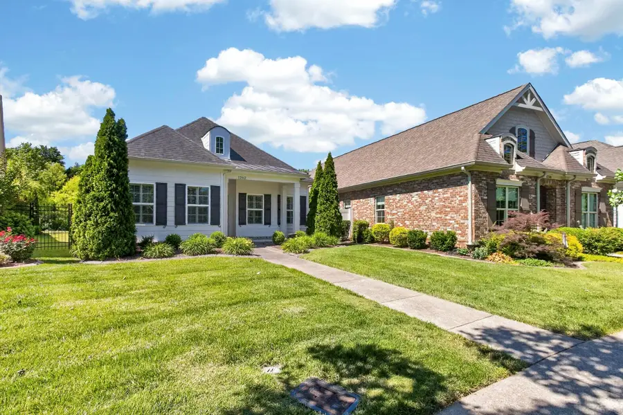 1262 Charleston Blvd, Murfreesboro, TN 37130 - #3