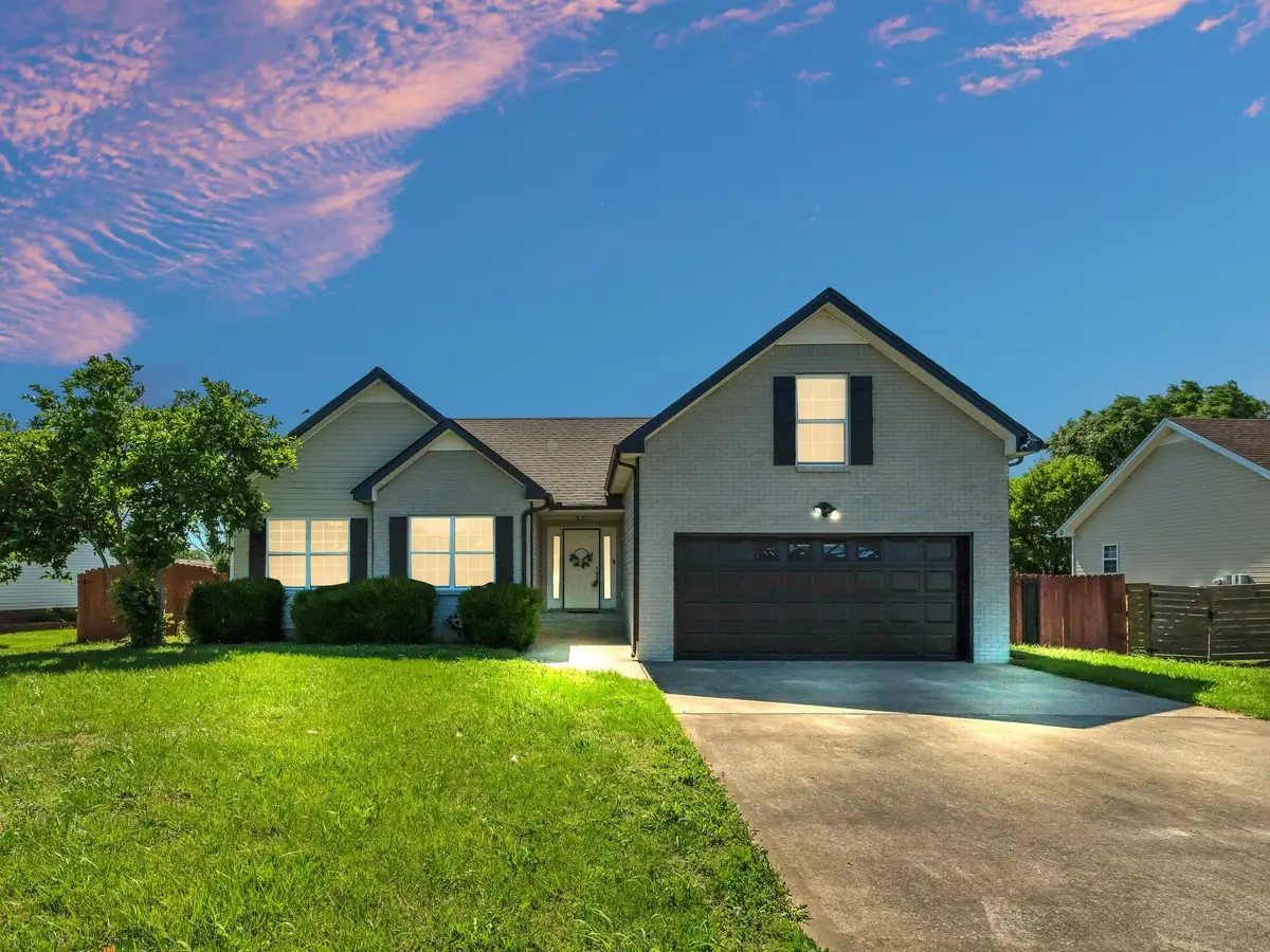 3825 Roscommon Way, Clarksville, TN 37040 - #1