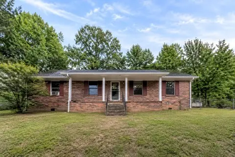 129 Oak St, Ashland City, TN 37015