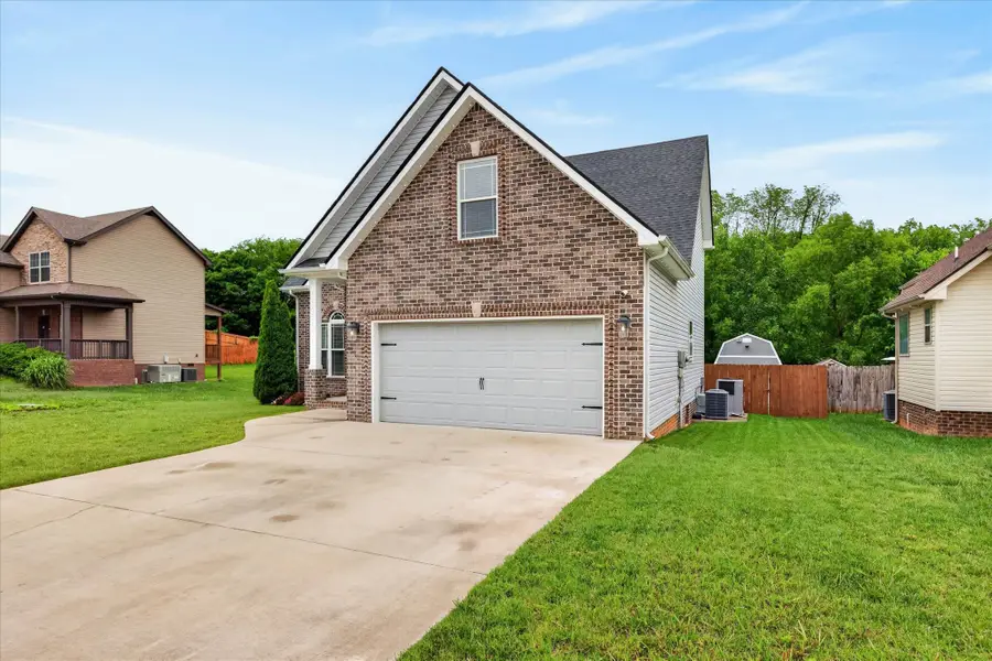 1025 Garner Hills Dr, Clarksville, TN 37042 - #2