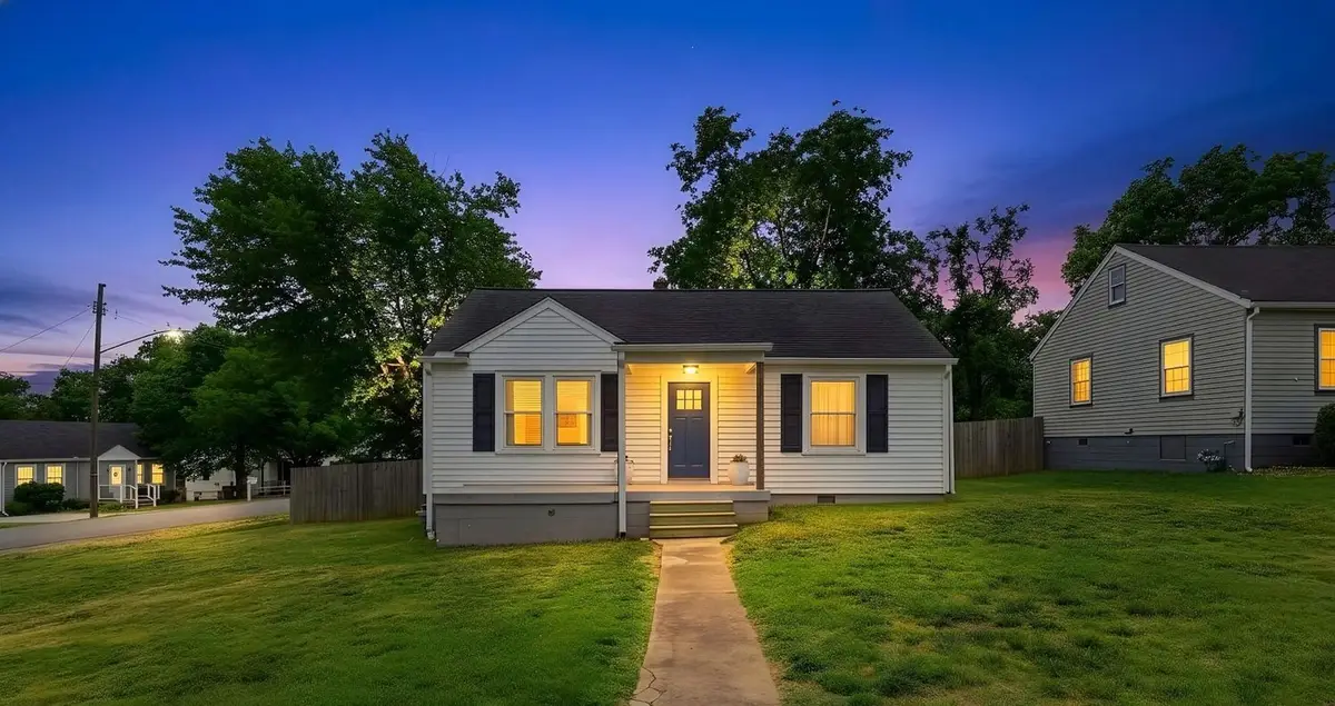 944 Chickasaw Ave, Nashville, TN 37207 - #1