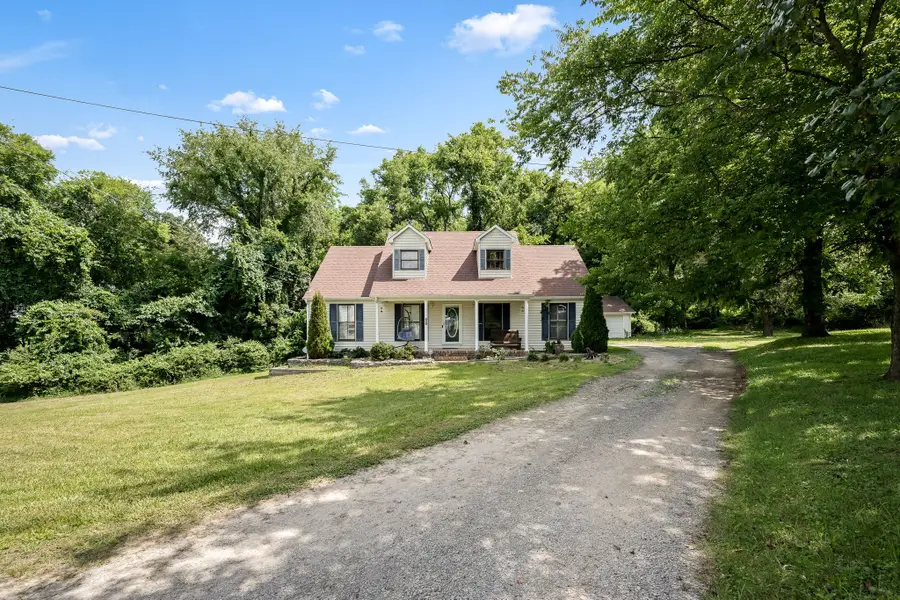 134 Keenan Ln, Shelbyville, TN 37160 - #2