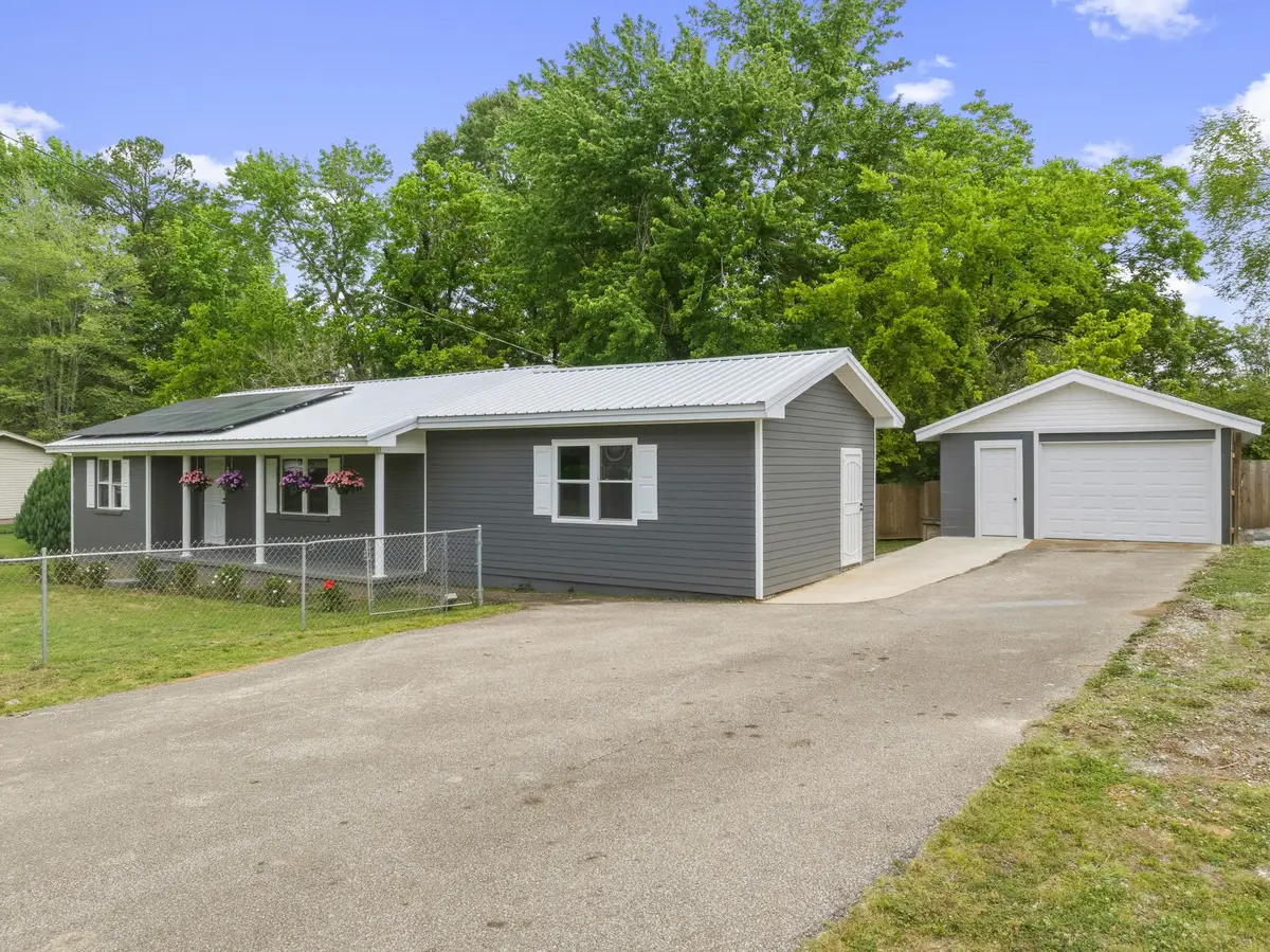 767 Georgia Ave S, Parsons, TN 38363 - #1