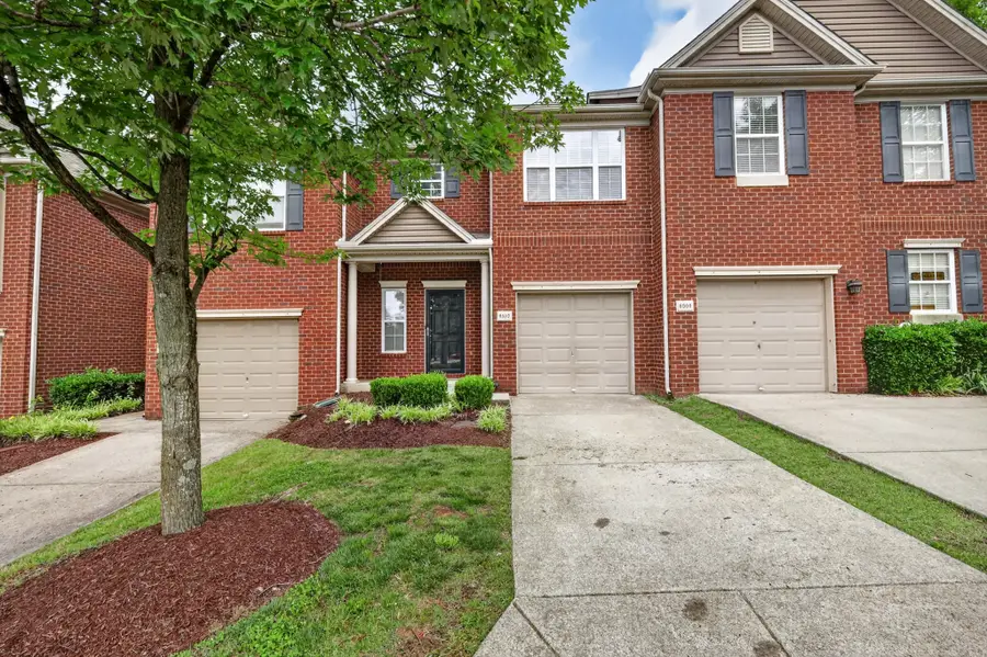 8302 Oak Knoll Dr, Brentwood, TN 37027 - #2