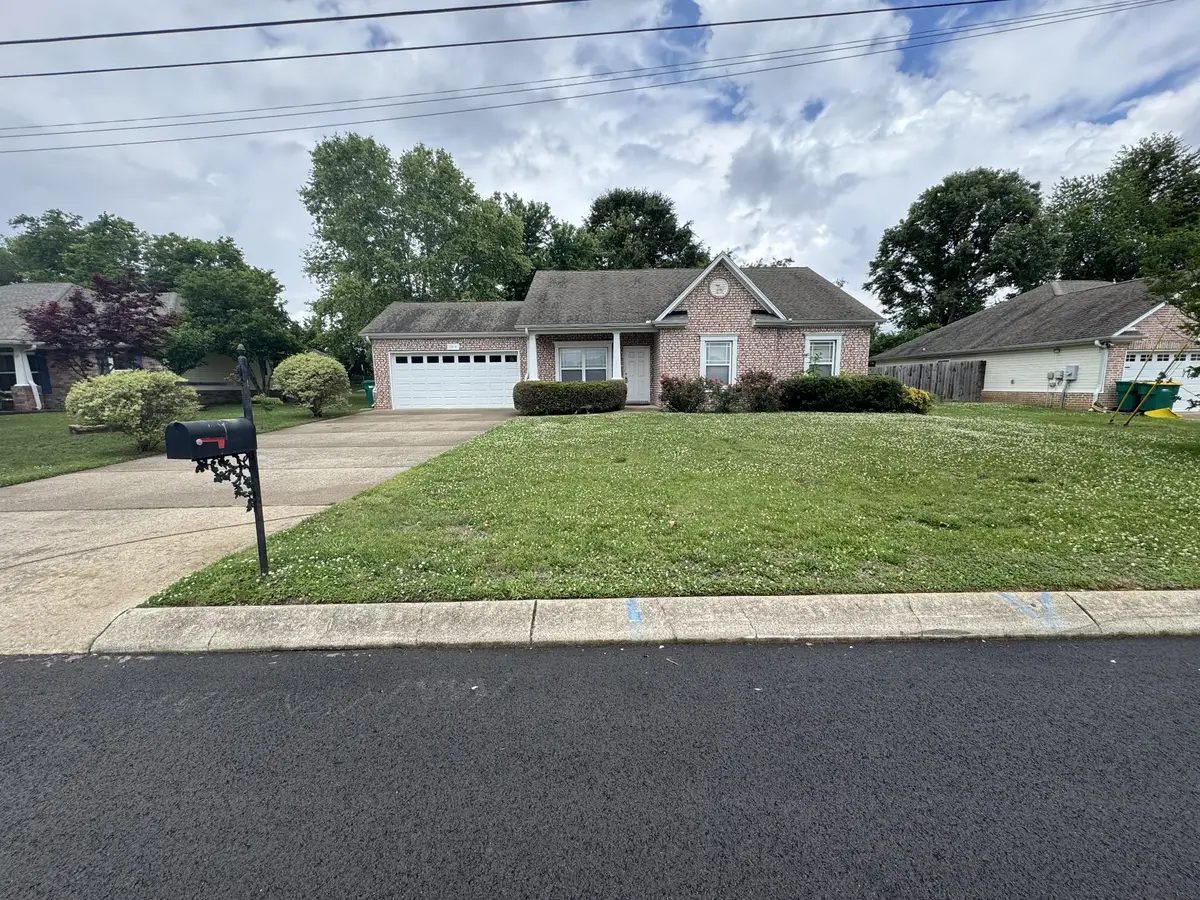 2014 Sparrow St, Spring Hill, TN 37174 - #1