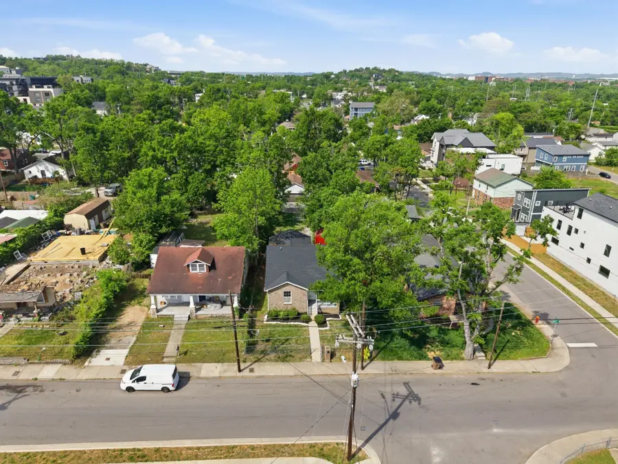 737 25th Ave N, Nashville, TN 37208 - #3