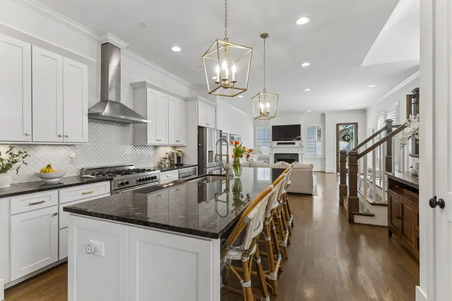 916 Montrose Ave, Nashville, TN 37204 - #2