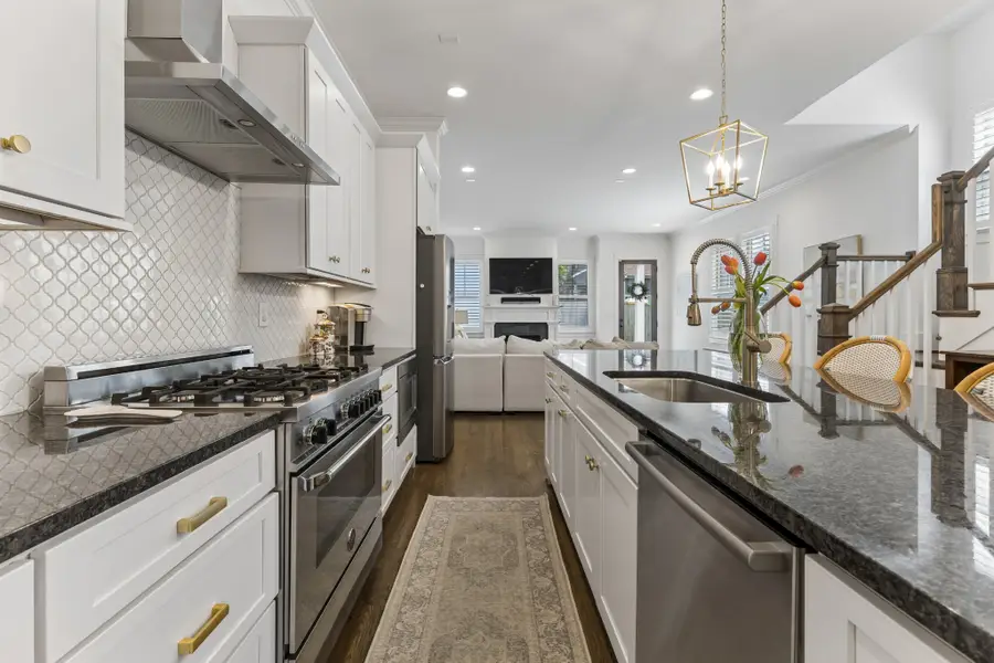 916 Montrose Ave, Nashville, TN 37204 - #3