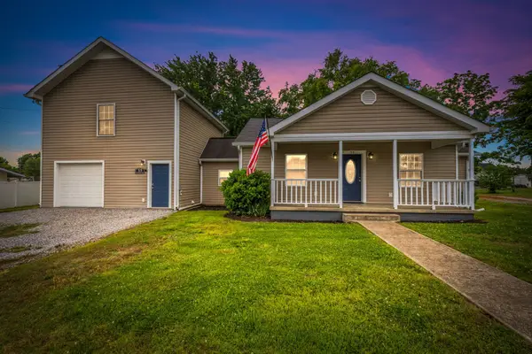 55 College St N, Mc Ewen, TN 37101