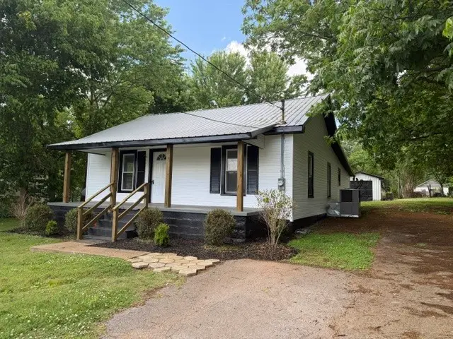 214 Myers St, Cowan, TN 37318 - #1