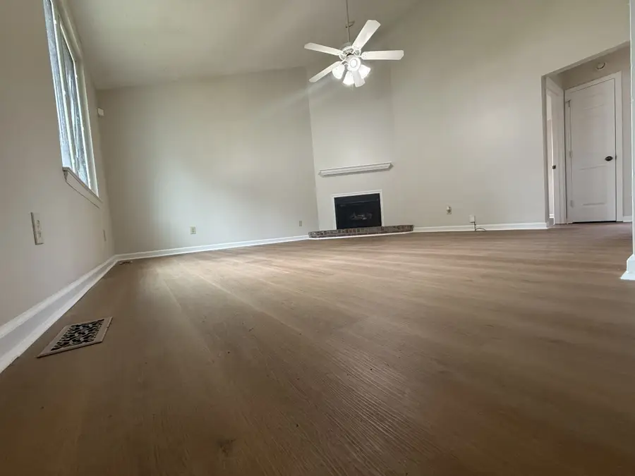 104 Edgehill Ln, Hendersonville, TN 37075 - #3