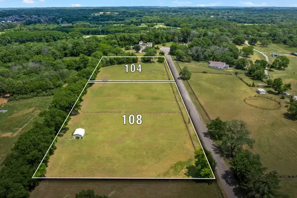 108 Pineywood Acres Dr, Madison, TN 37115