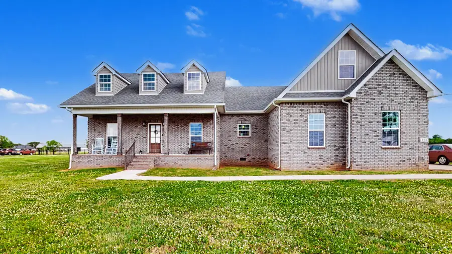 124 Barber Rd, Unionville, TN 37180 - #2