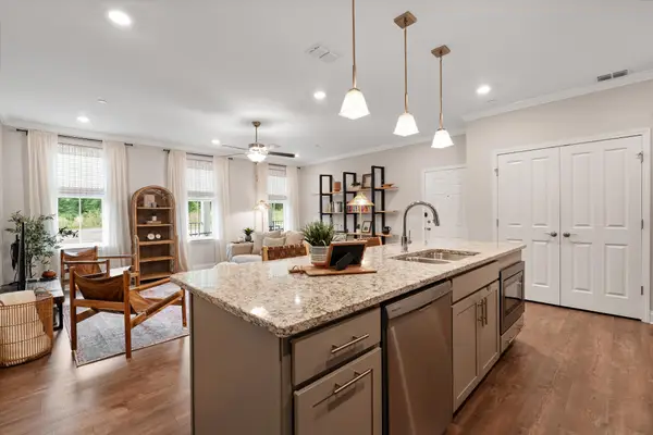 3115 Patcham Dr #103, Nolensville, TN 37135