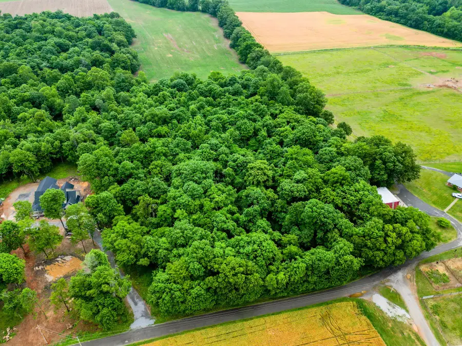 4 J Bourne Rd, Adams, TN 37010 - #2