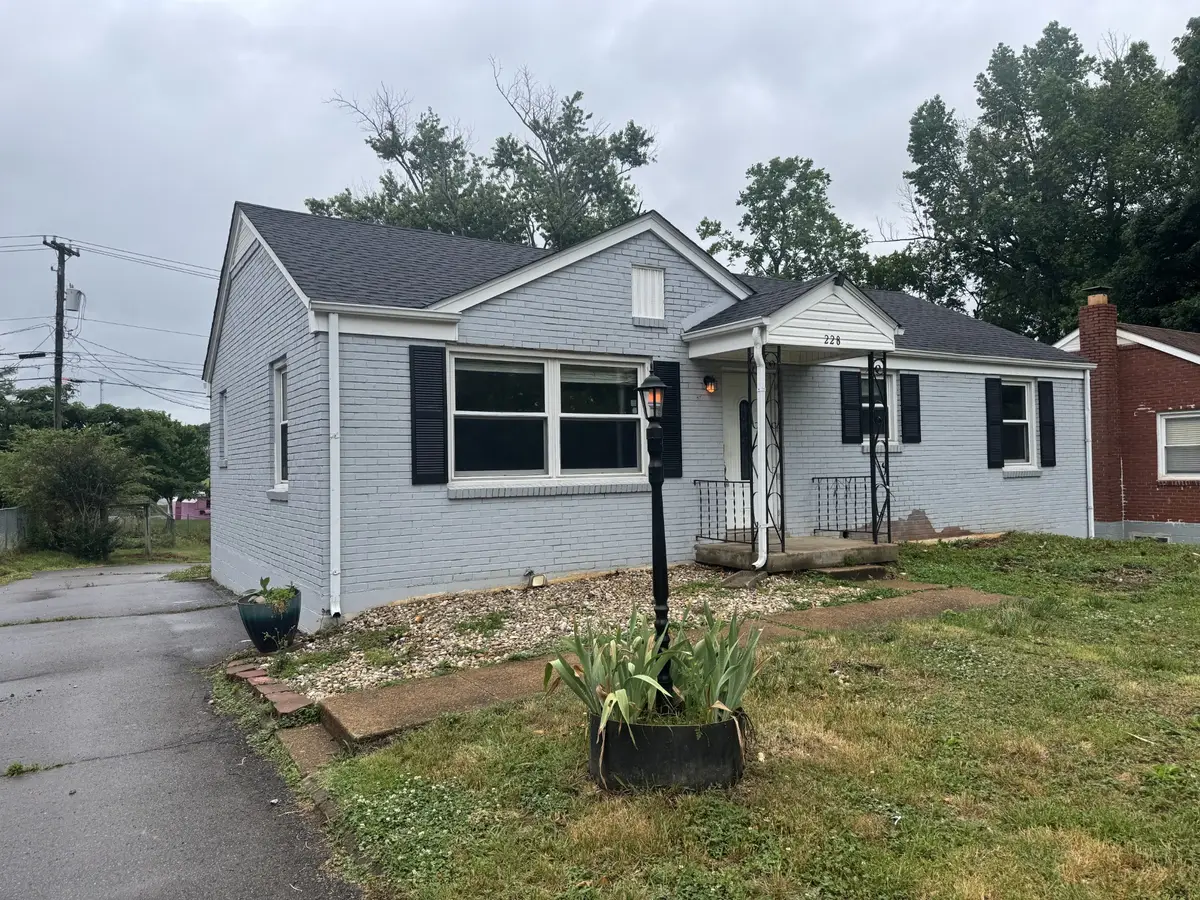228 Clearview Dr, Clarksville, TN 37043 - #1