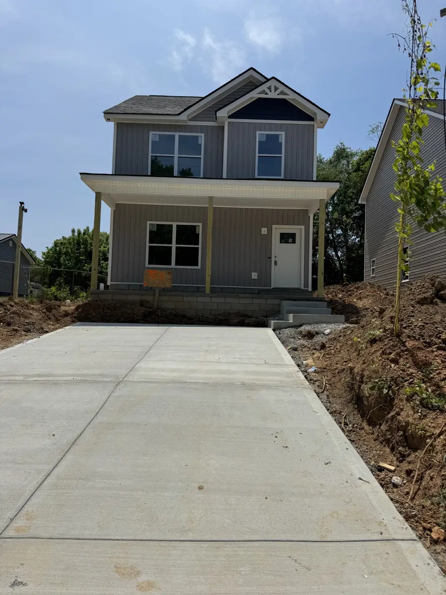 320 Mitchell St, Clarksville, TN 37042 - #2