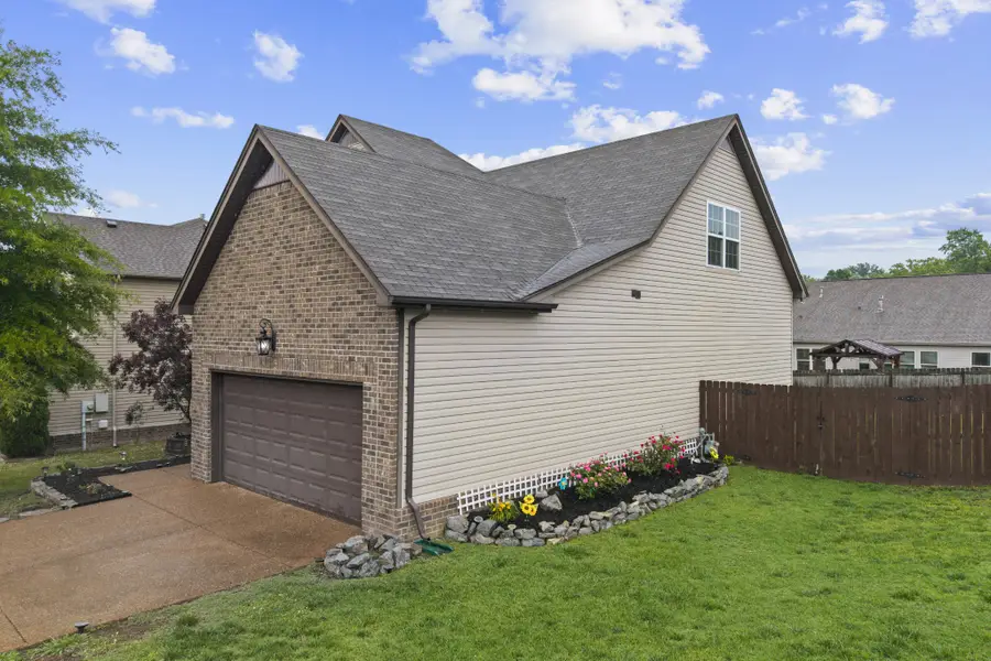 874 Daybreak Dr, Antioch, TN 37013 - #2