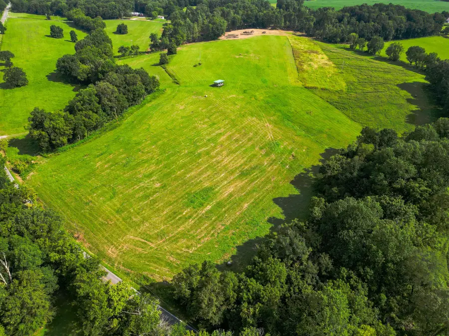 4054 Old Coopertown Rd, Springfield, TN 37172 - #2
