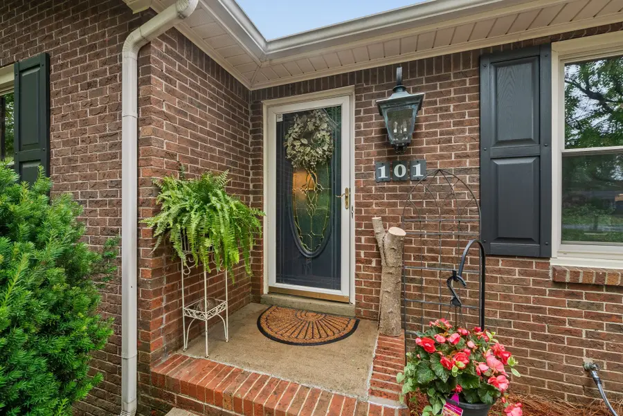 101 Fairmont Dr, Franklin, TN 37064 - #3
