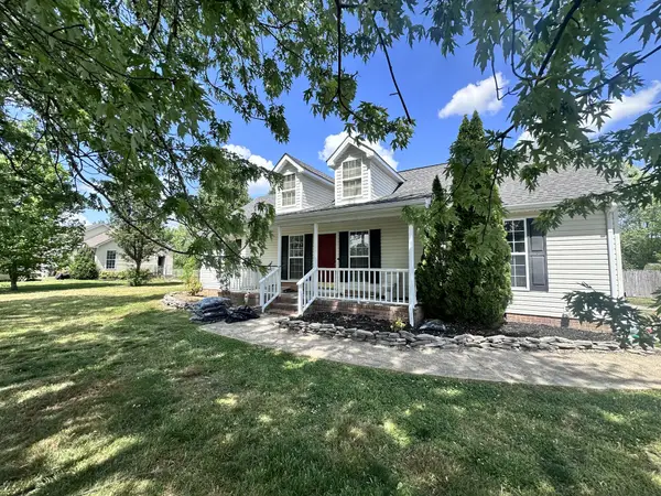 20 Parkview Dr, Fayetteville, TN 37334