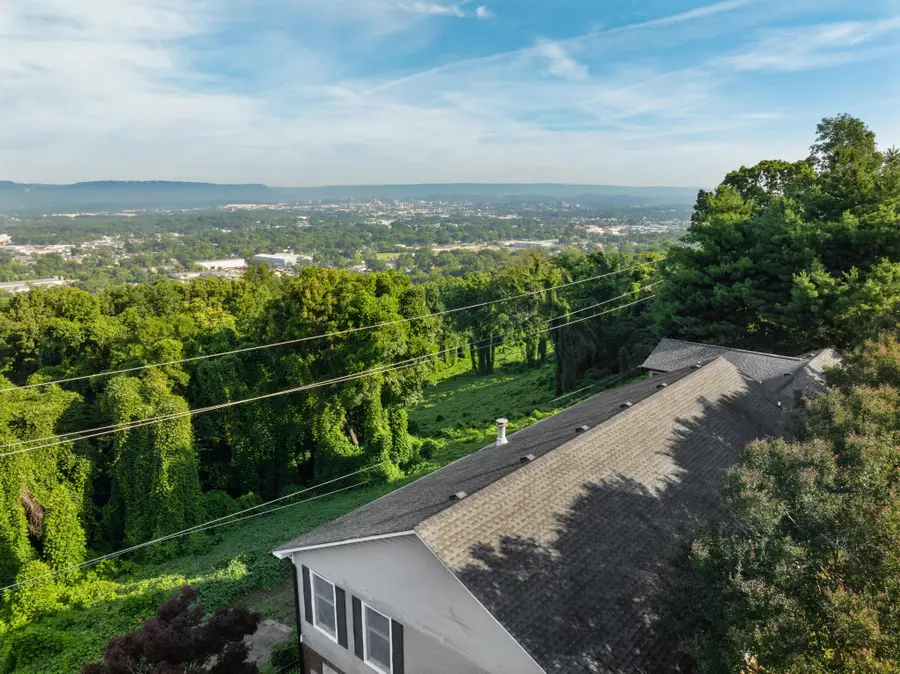 661 S Crest Road, Chattanooga, TN 37404 - #3