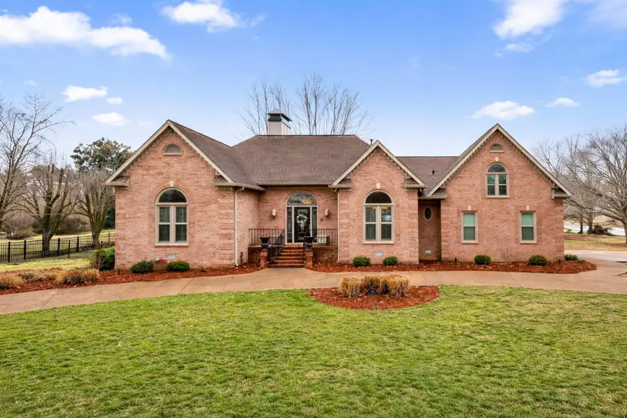 601 Ward Cir, Old Hickory, TN 37138 - #2