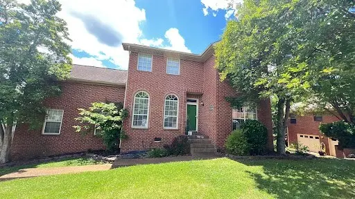 6721 Autumnwood Dr, Nashville, TN 37221 - #1