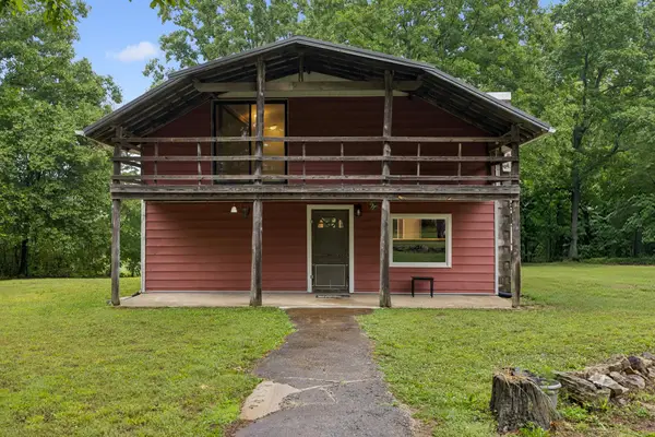 121 Hannah Rd, Summertown, TN 38483