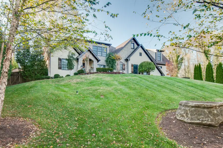 4001 Wallace Ln, Nashville, TN 37215 - #2