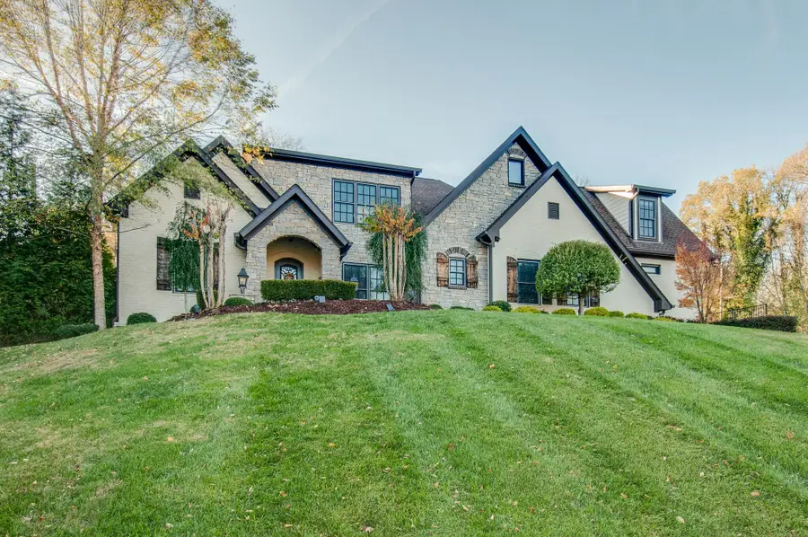 4001 Wallace Ln, Nashville, TN 37215 - #3