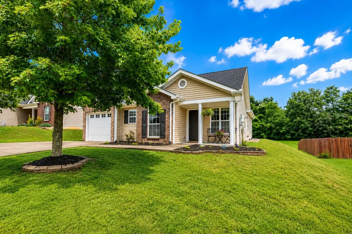 140 Granda Flora Dr, White House, TN 37188 - #1