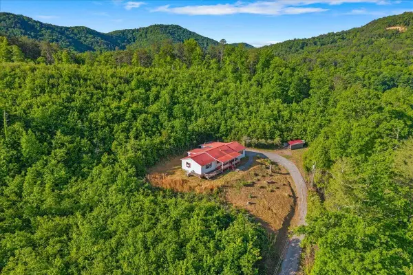 5673 Highway 360, Tellico Plains, TN 37385
