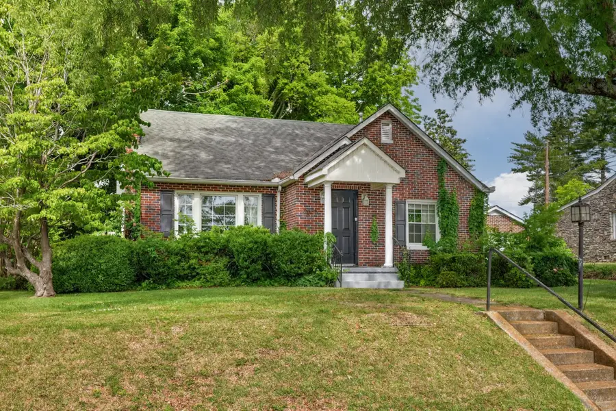 502 4th Ave, Fayetteville, TN 37334 - #2