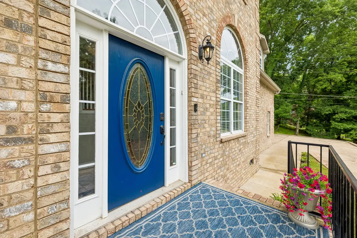3841 Stevens Ln, Nashville, TN 37218 - #1