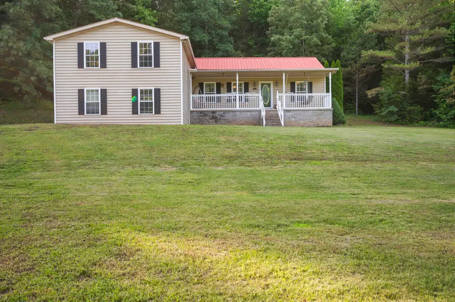 1197 Biter Rd, Cunningham, TN 37052 - #3